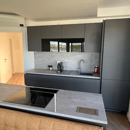 Panorama Penthouse Apartment *